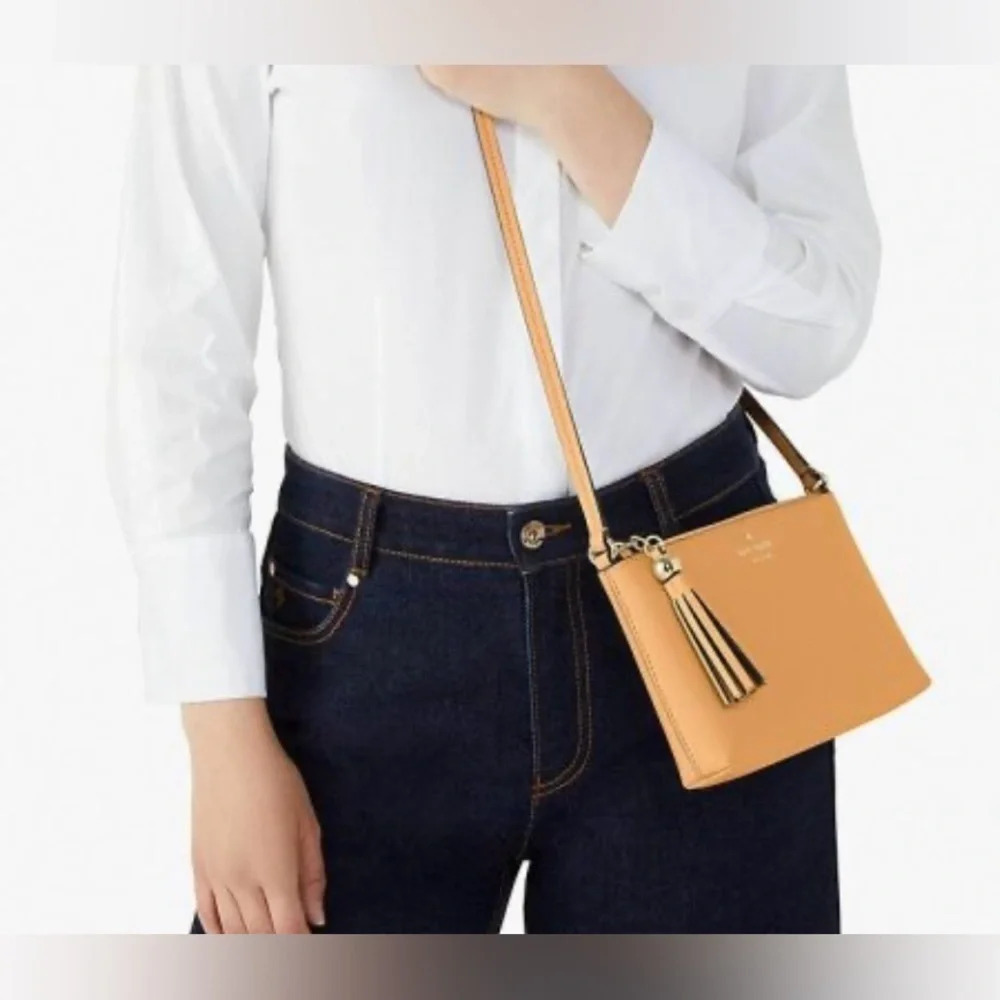 ⭐️NEW⭐️ Kate Spade Ivy Street Amy Crossbody - Picture 2 of 8